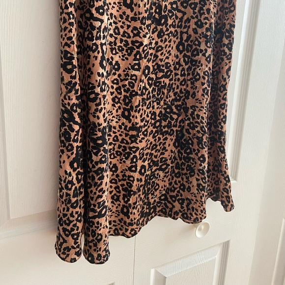 Wilfred animal print skirt size small - Picture 3 of 7